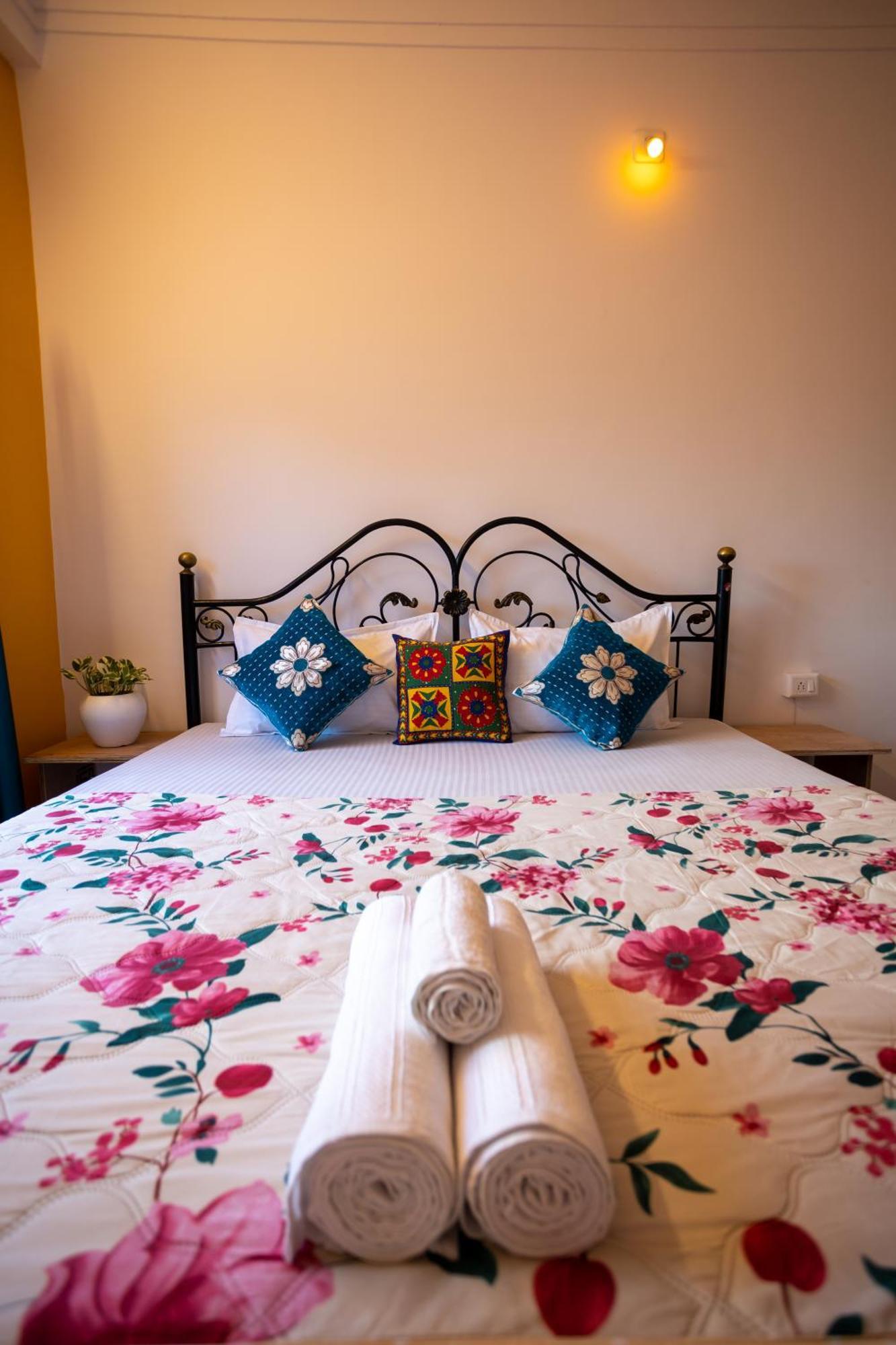 Krishna Stay Guest House Udaipur Exterior photo